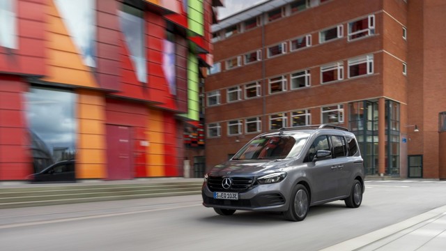 Mercedes Benz Eqt photo 44