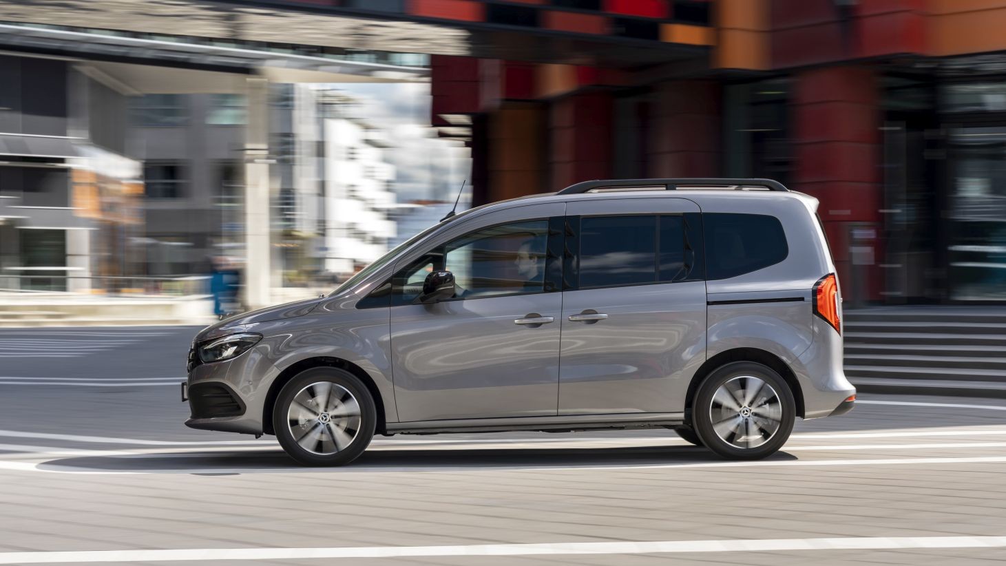 Mercedes Benz Eqt photo 46