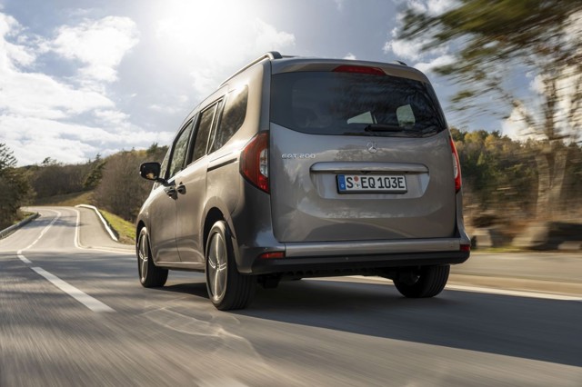Mercedes Benz Eqt photo 48