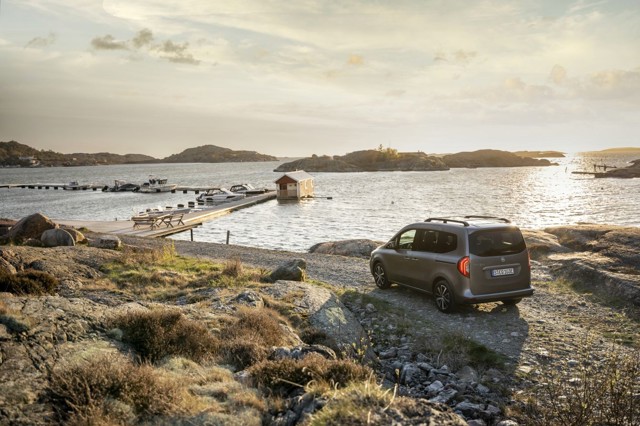 Mercedes Benz Eqt photo 53