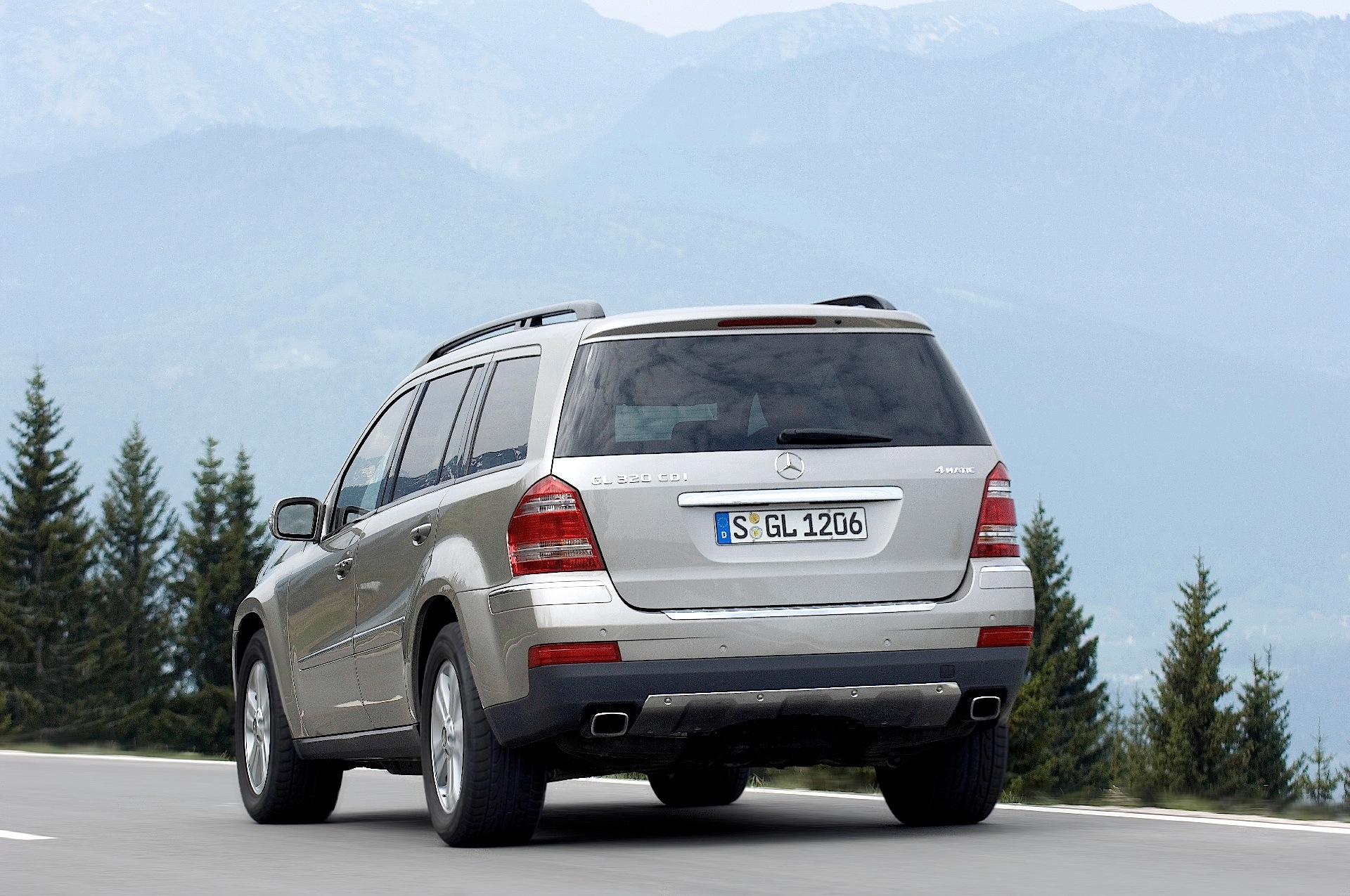 Mercedes Benz Gl-Klasse photo 34