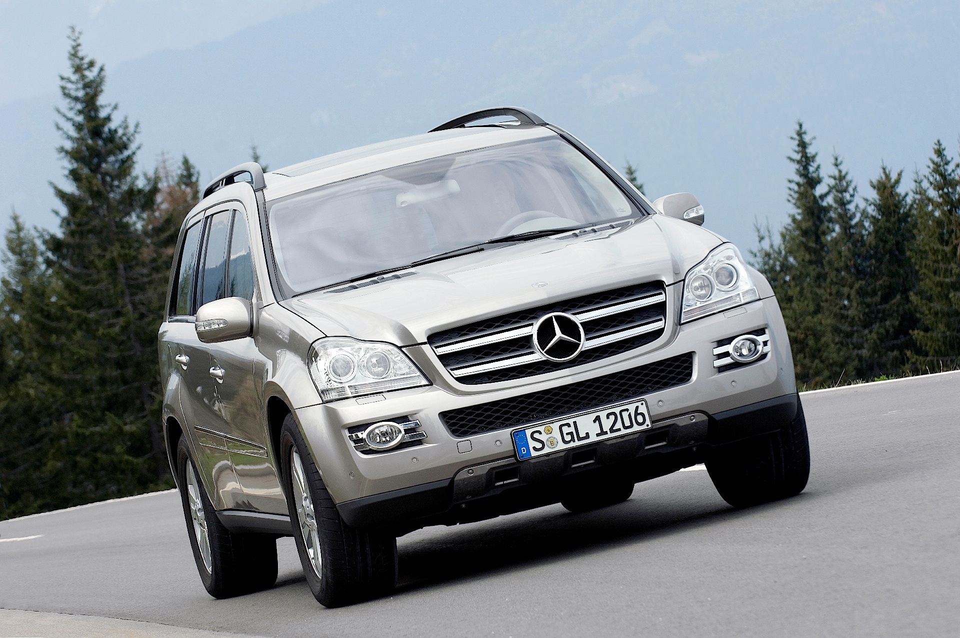 Mercedes Benz Gl-Klasse photo 35