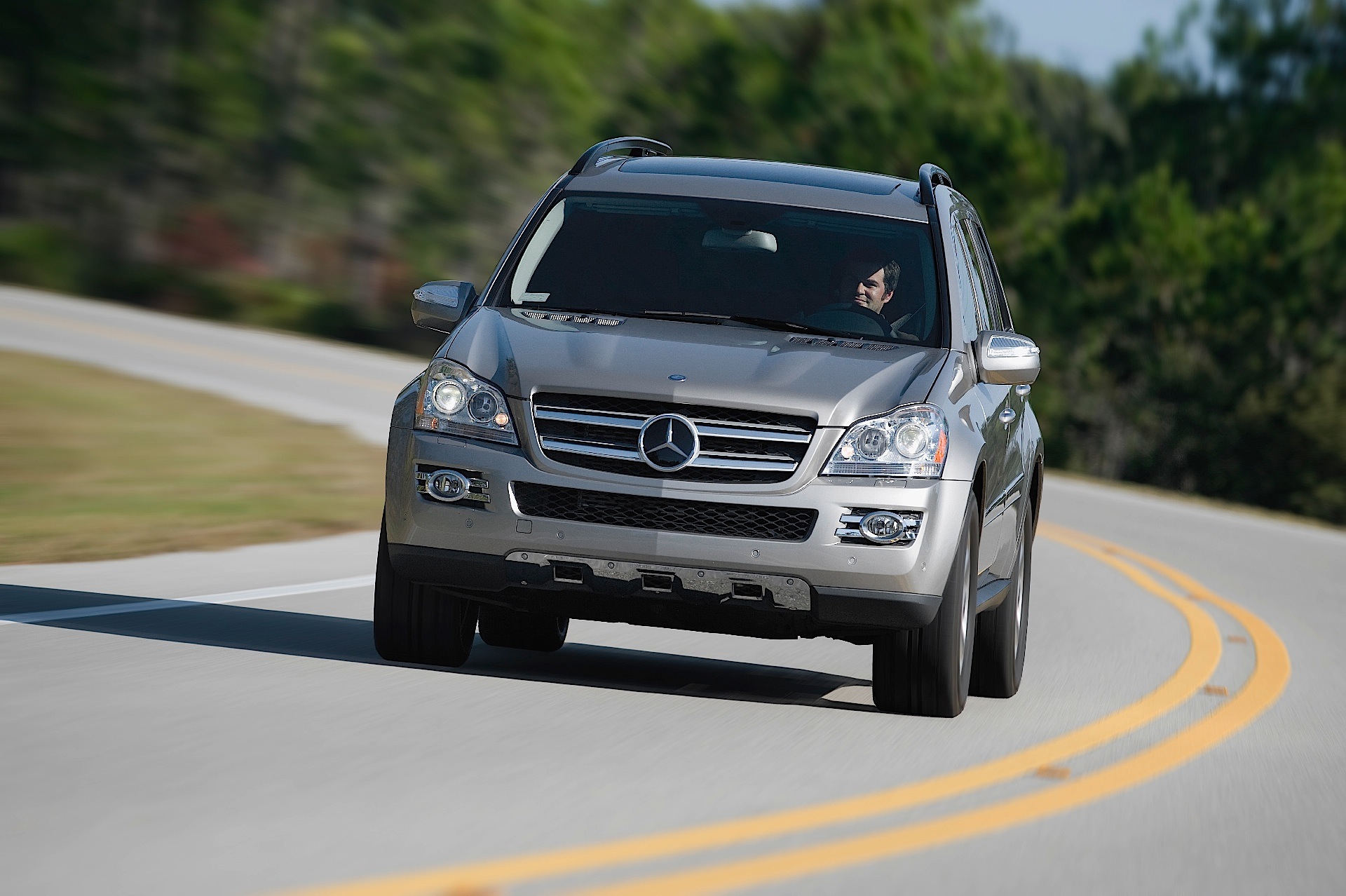Mercedes Benz Gl-Klasse photo 16