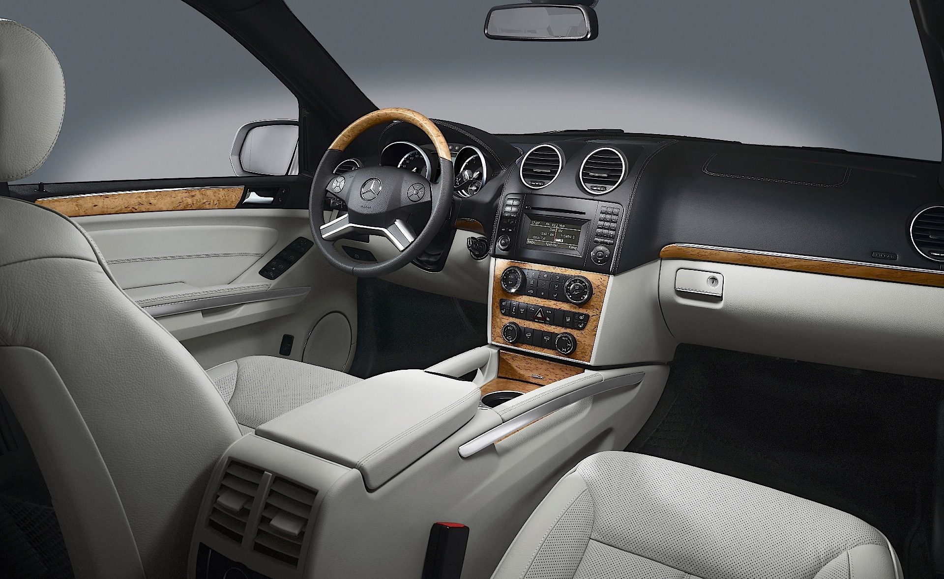 Mercedes Benz Gl-Klasse photo 56