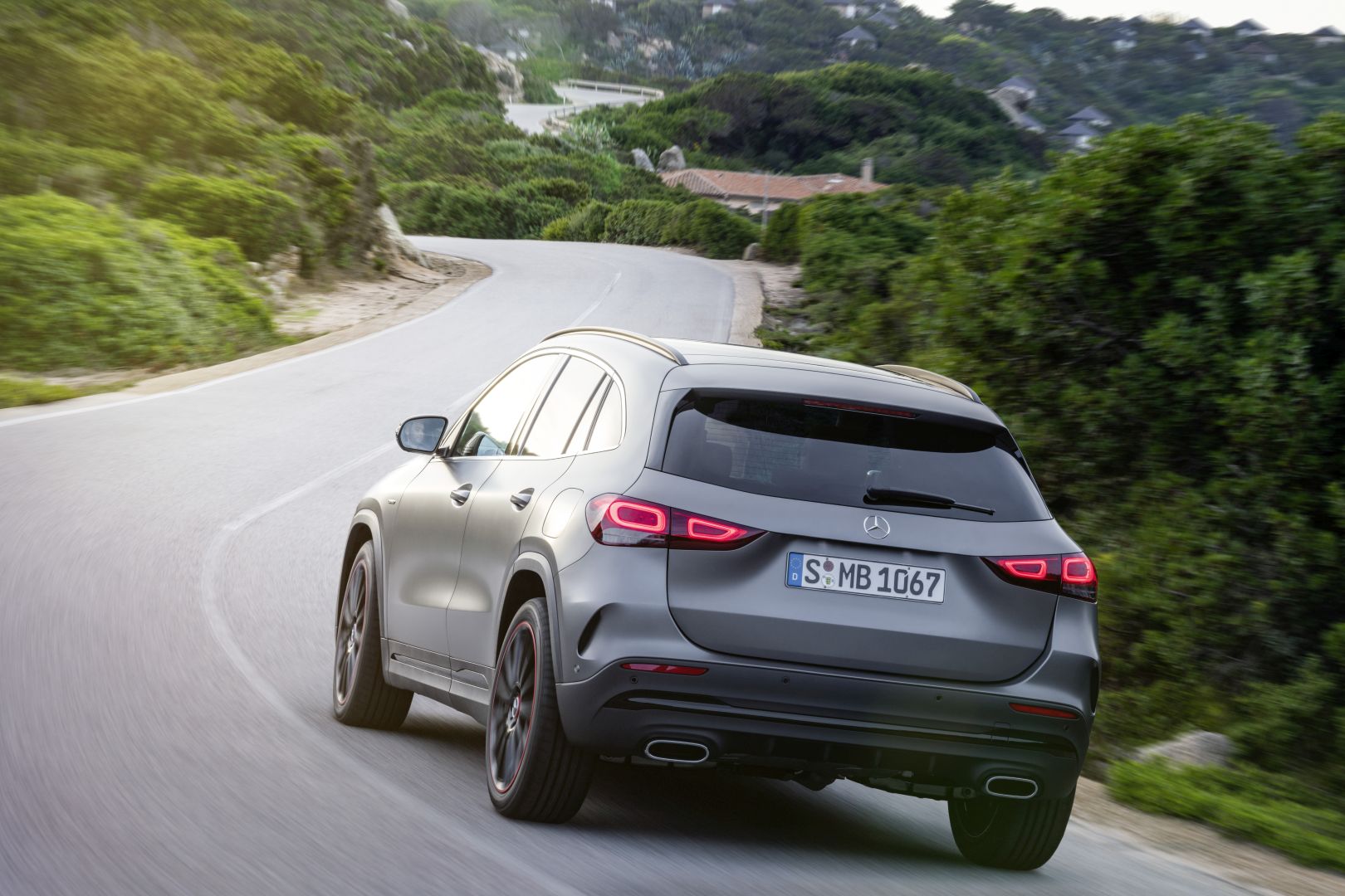 Mercedes Benz Gla photo 11