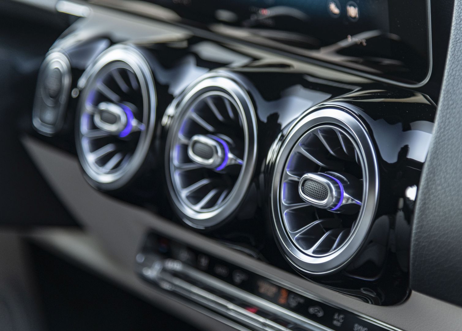 Mercedes Benz Gla photo 108