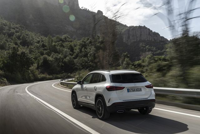 Mercedes Benz Gla foto 44