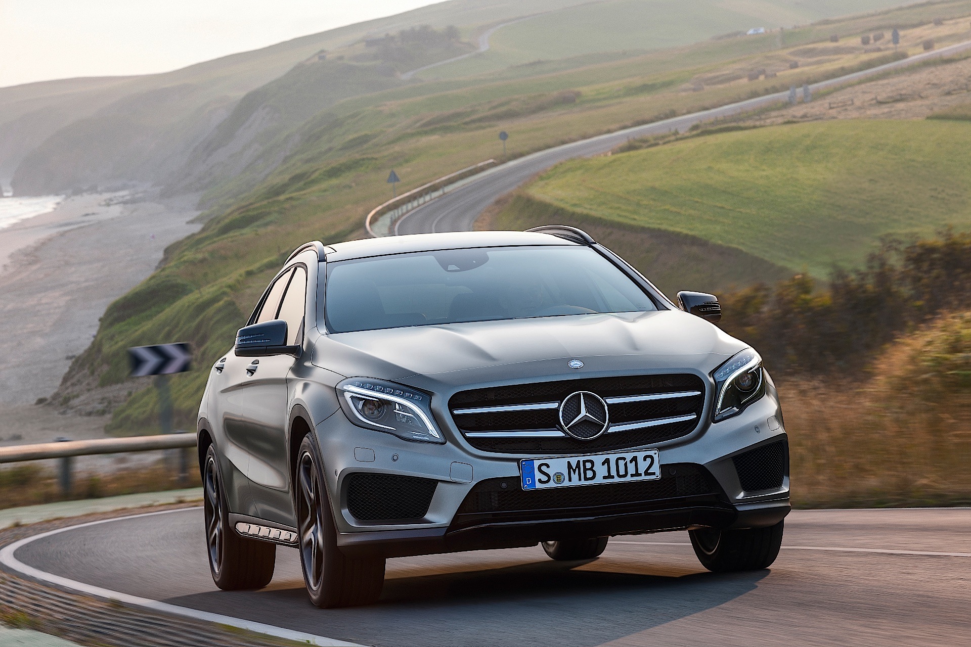 Mercedes Benz Gla photo 8