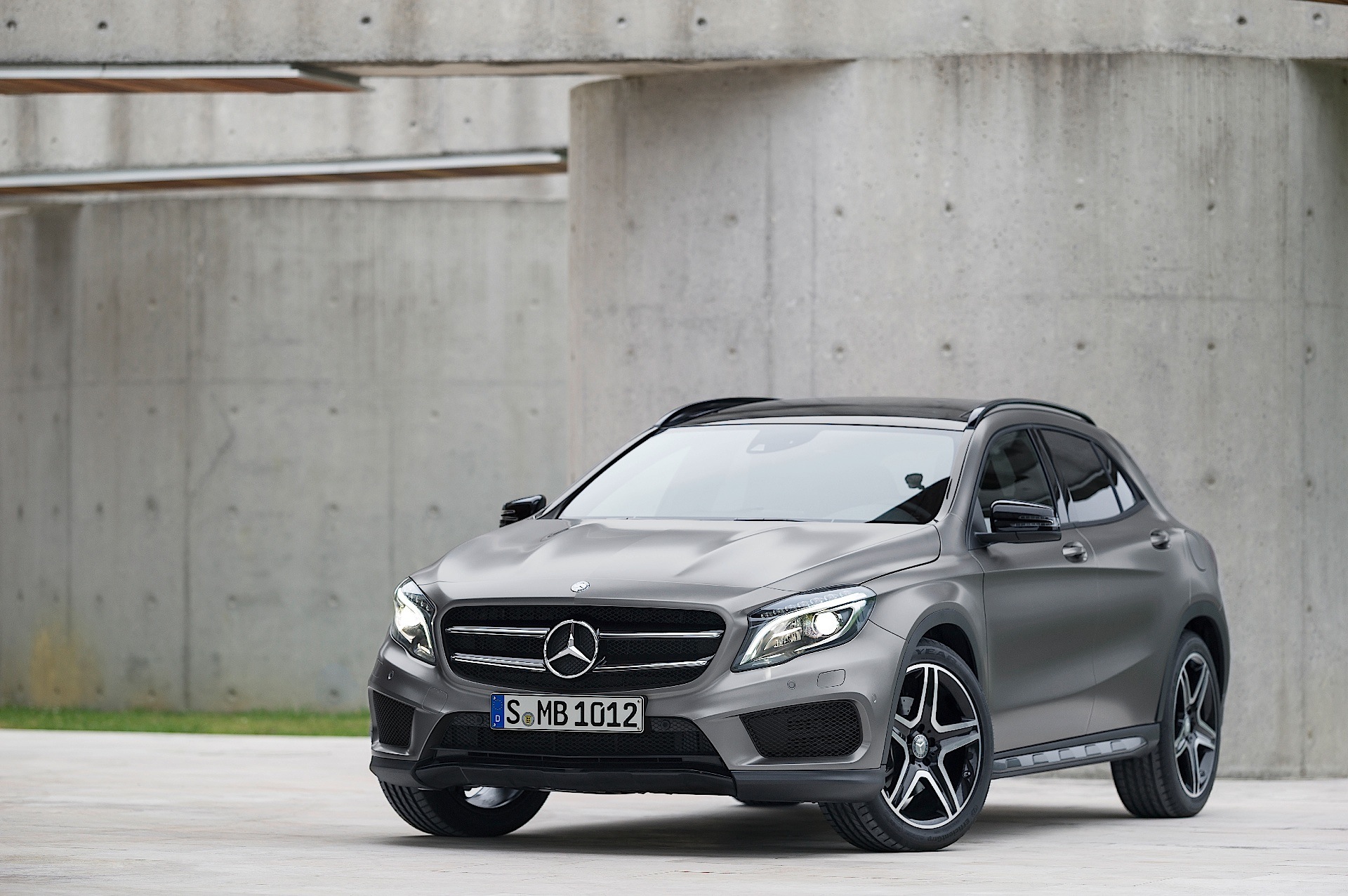 Mercedes Benz Gla photo 16
