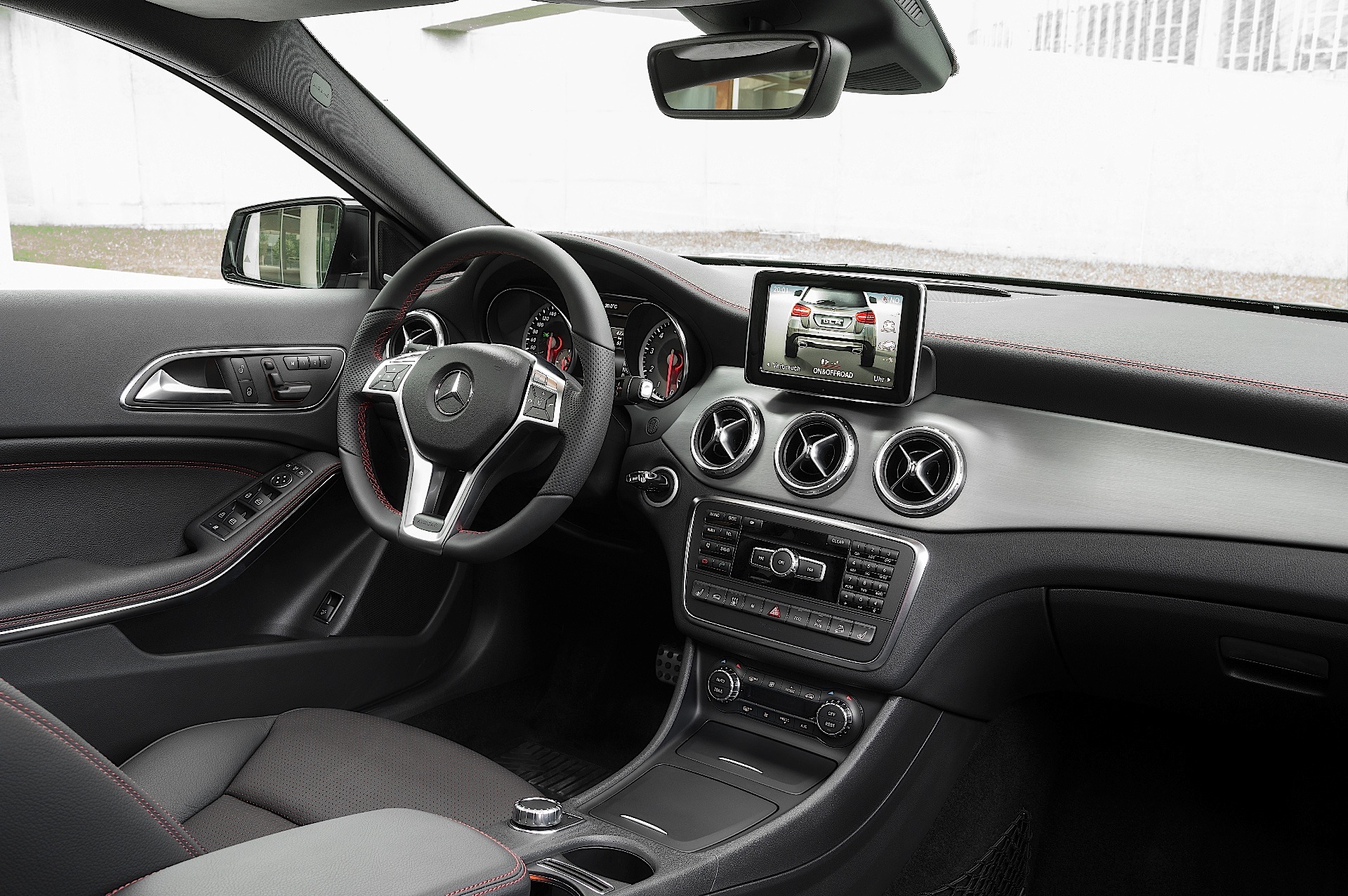 Mercedes Benz Gla photo 51