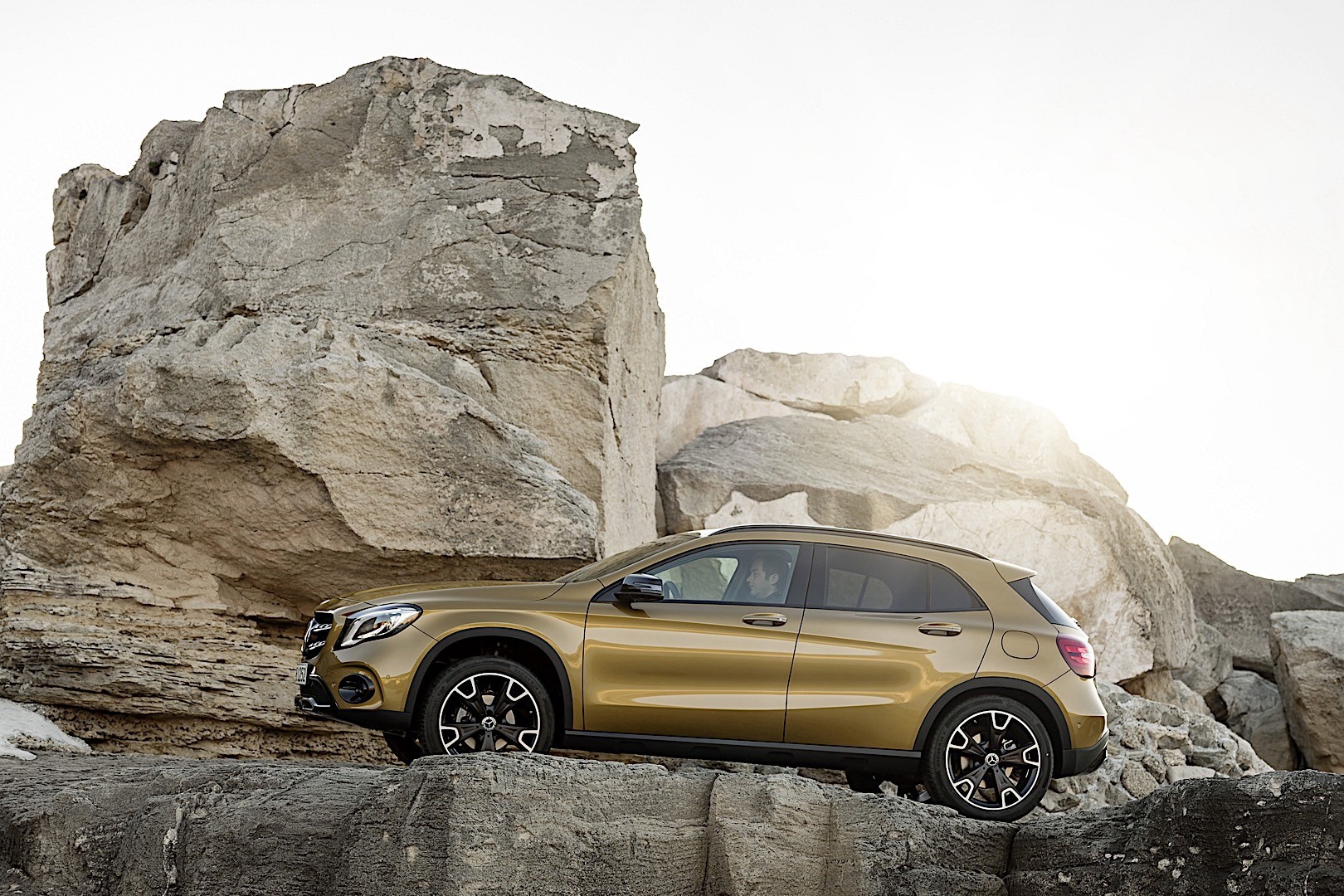 Mercedes Benz Gla photo 16