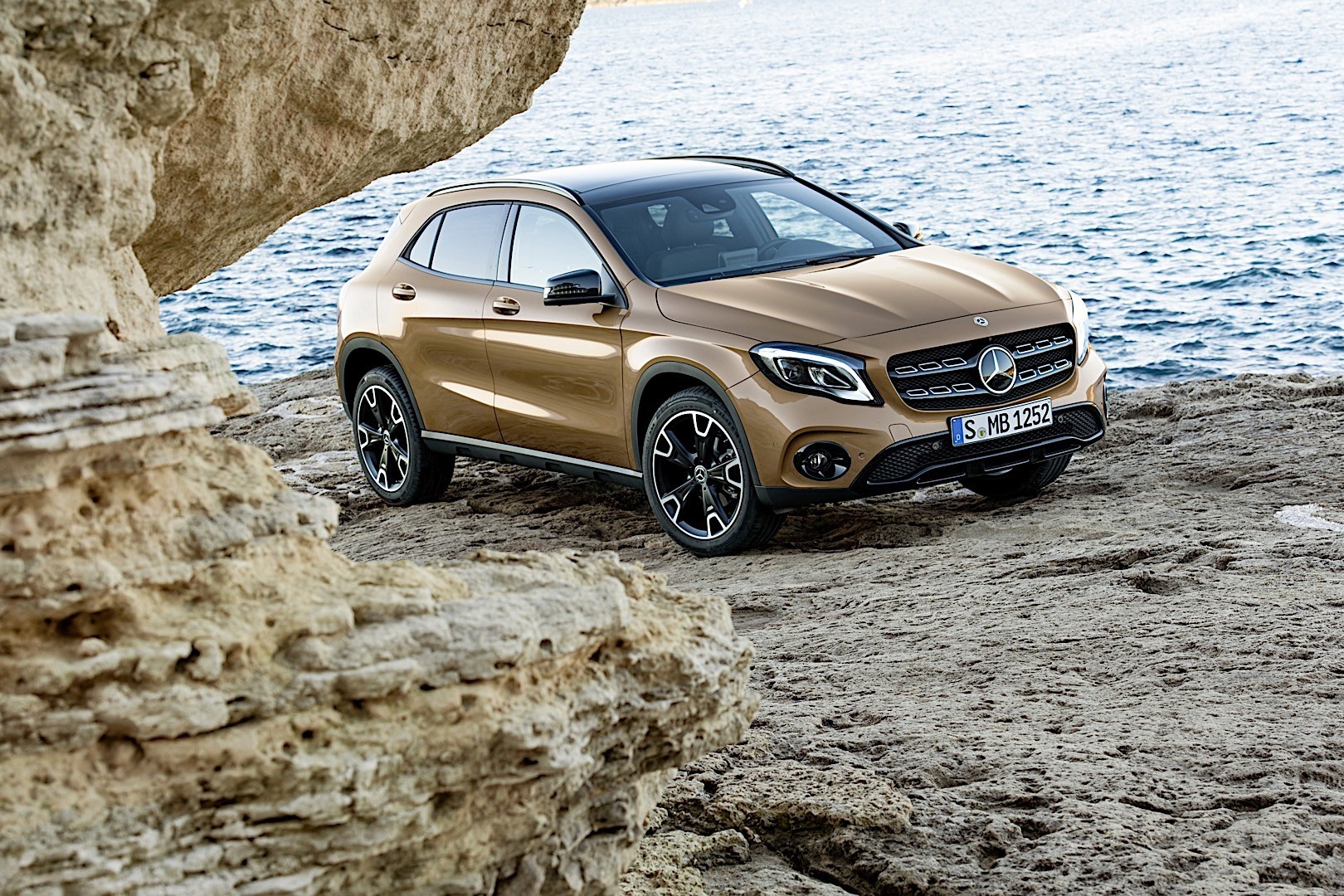 Mercedes Benz Gla photo 19