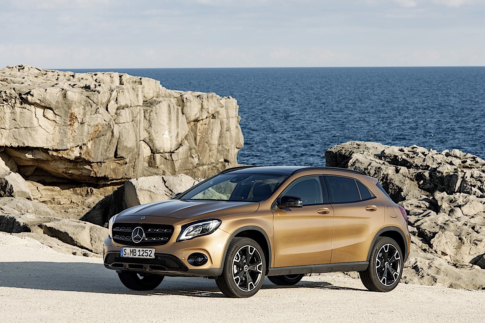 Mercedes Benz Gla photo 20