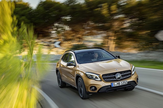Mercedes Benz Gla photo 2