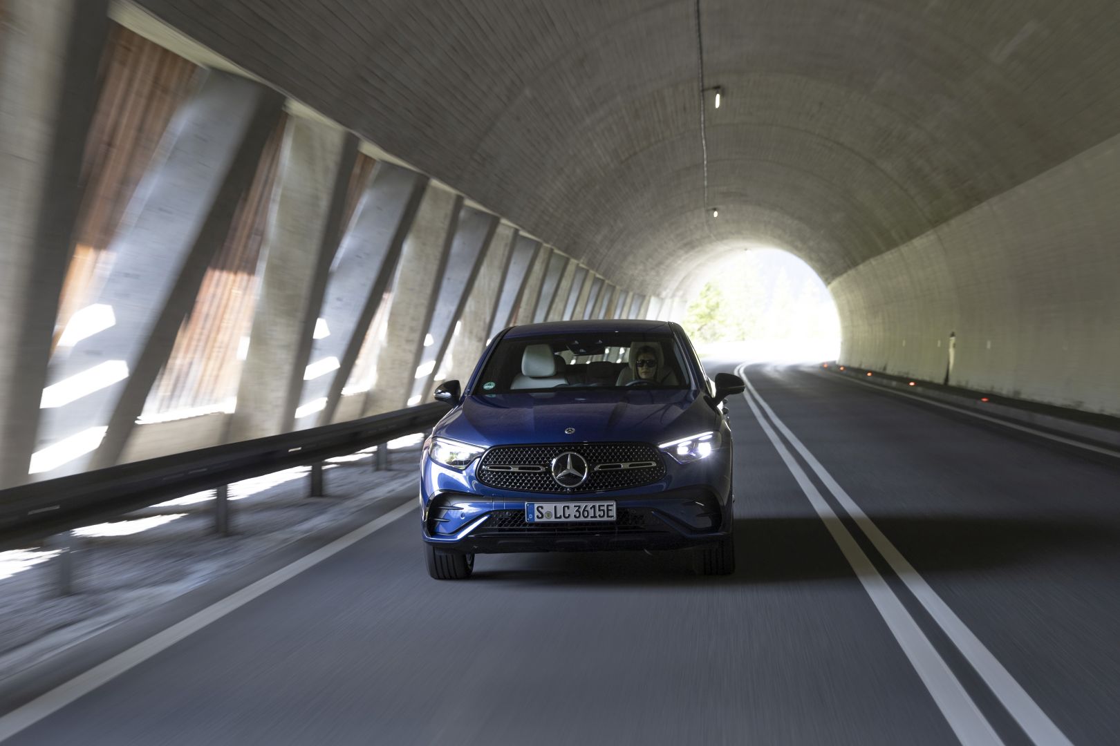 Mercedes Benz Glc Class Coupe photo 72