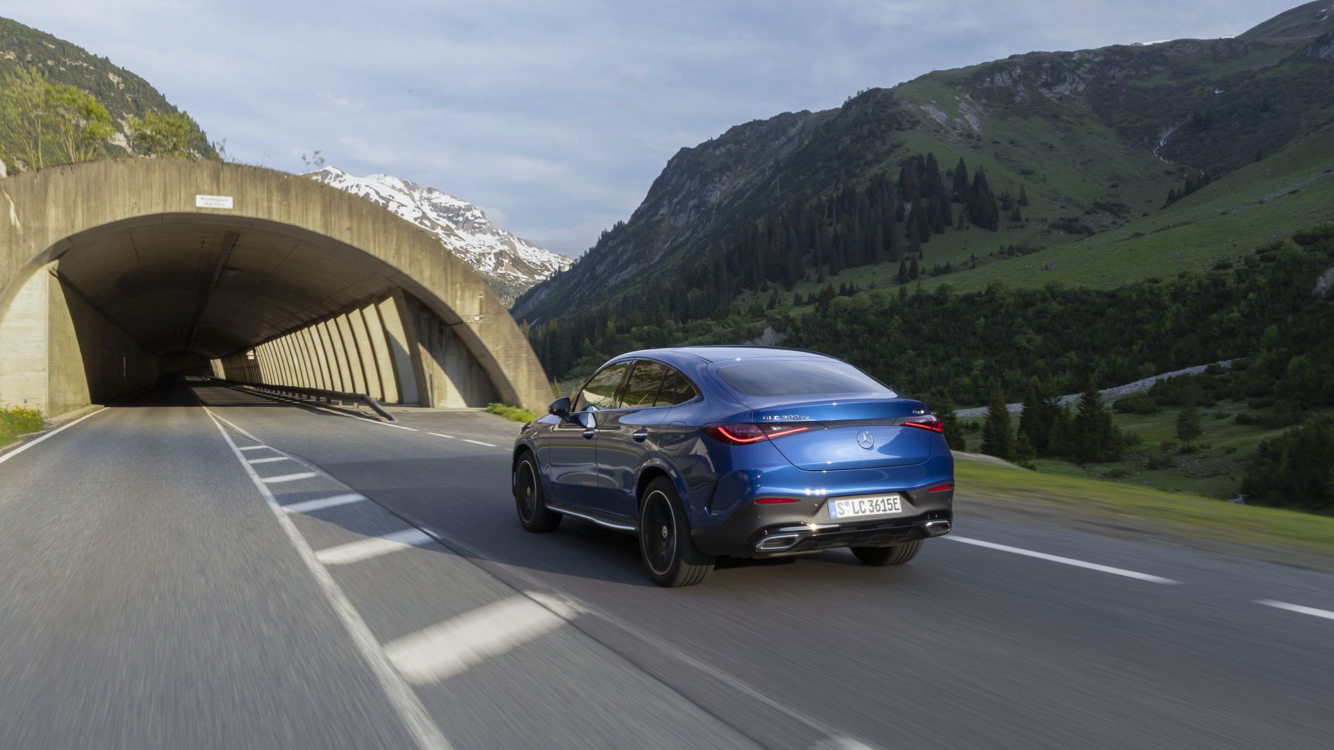 Mercedes Benz Glc Class Coupe photo 82