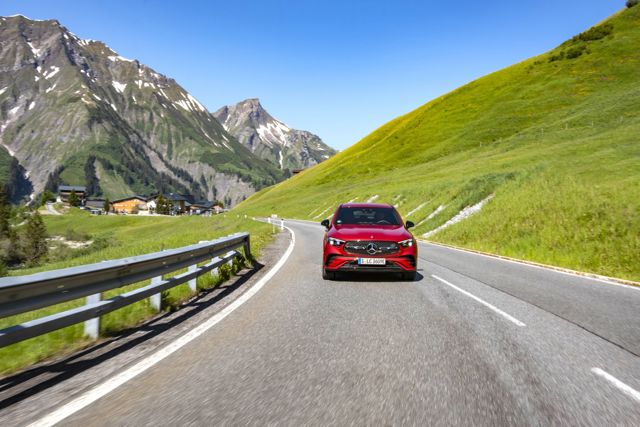 Mercedes Benz Glc Class Coupe photo 97