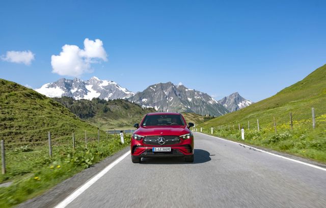 Mercedes Benz Glc Class Coupe photo 100