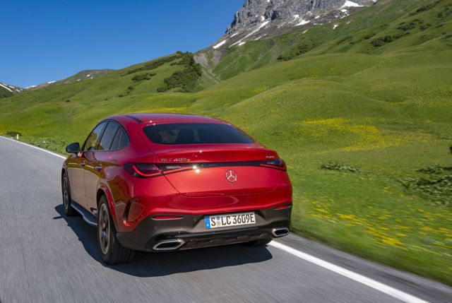 Mercedes Benz Glc Class Coupe photo 102