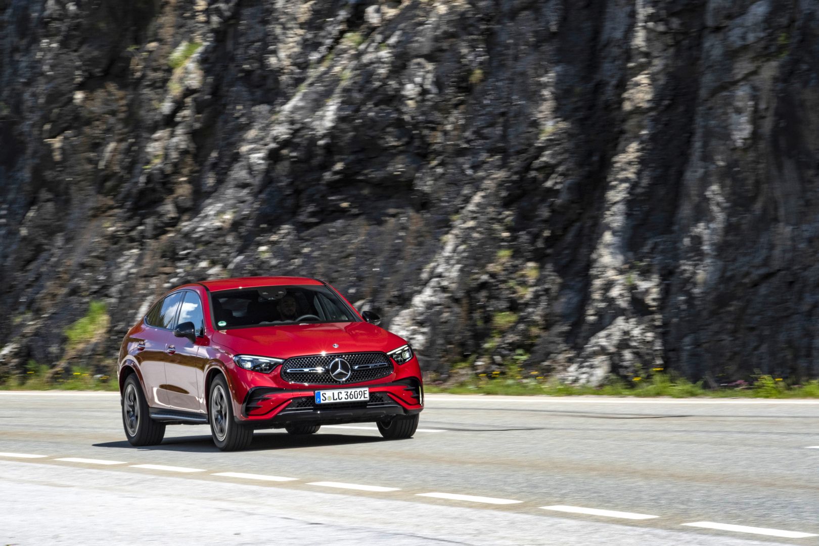 Mercedes Benz Glc Class Coupe photo 106