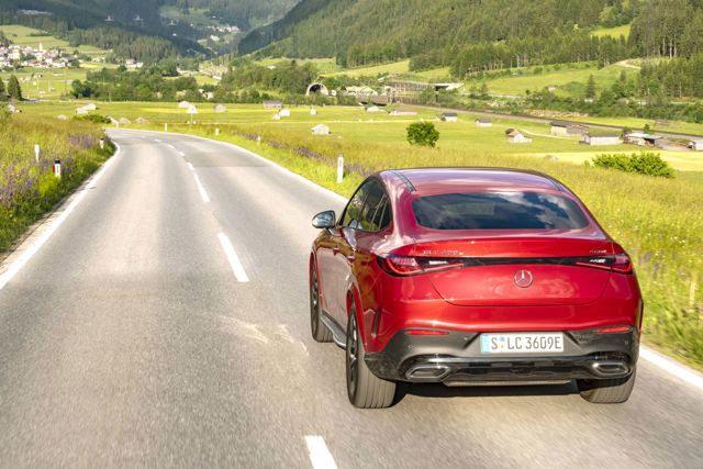 Mercedes Benz Glc Class Coupe photo 131