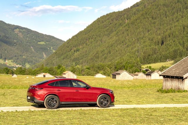 Mercedes Benz Glc Class Coupe photo 133