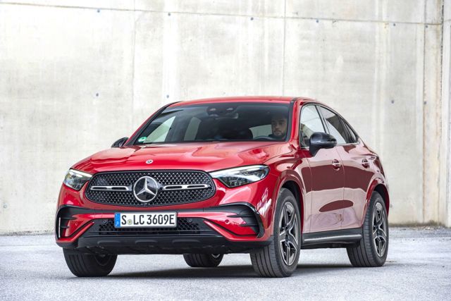 Mercedes Benz Glc Class Coupe photo 145