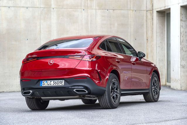 Mercedes Benz Glc Class Coupe photo 150