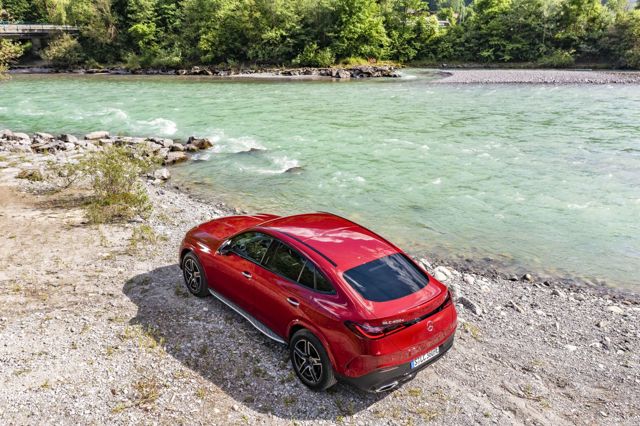 Mercedes Benz Glc Class Coupe photo 160