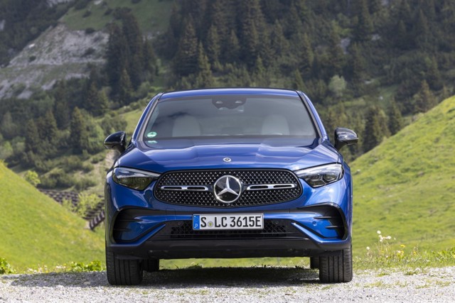 Mercedes Benz Glc Class Coupe photo 31