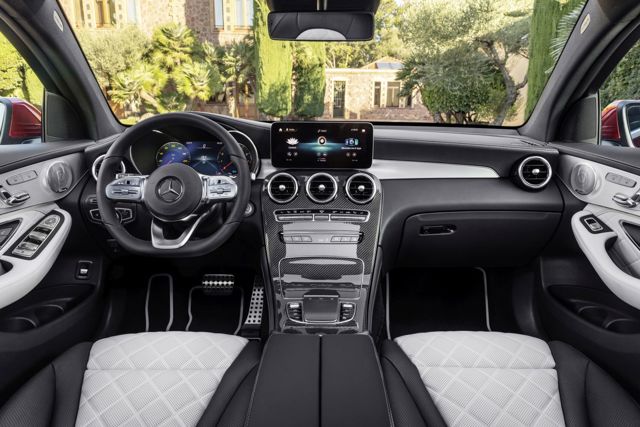 Mercedes Benz Glc Class Coupe photo 26