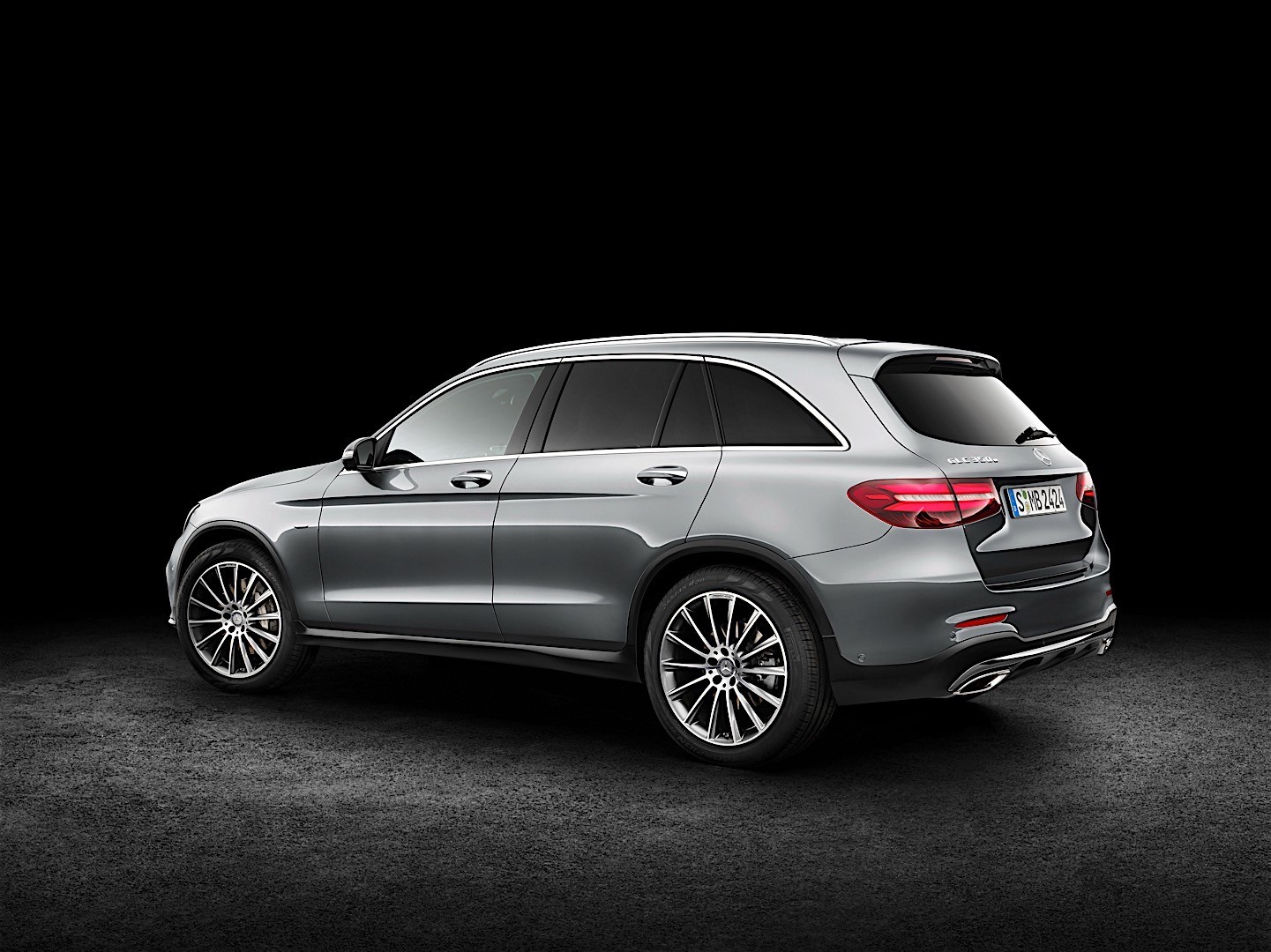 Mercedes Benz Glc Class photo 95