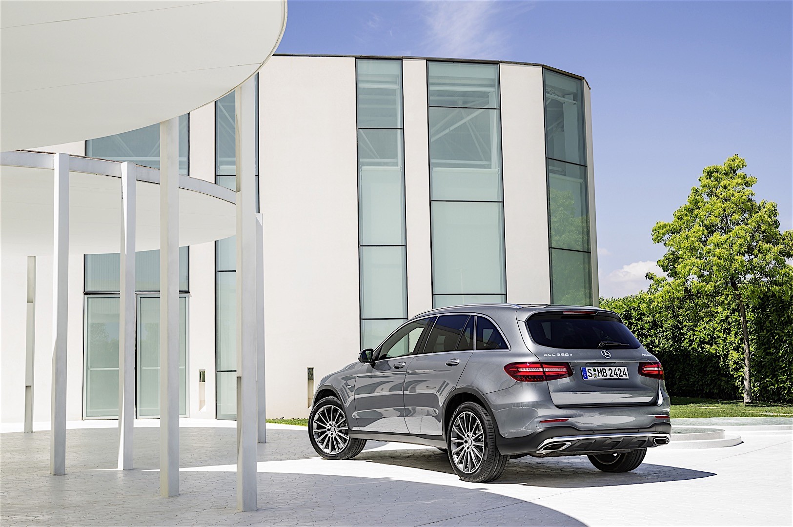 Mercedes Benz Glc Class photo 99