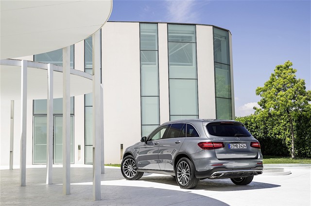 Mercedes Benz Glc Class photo 99
