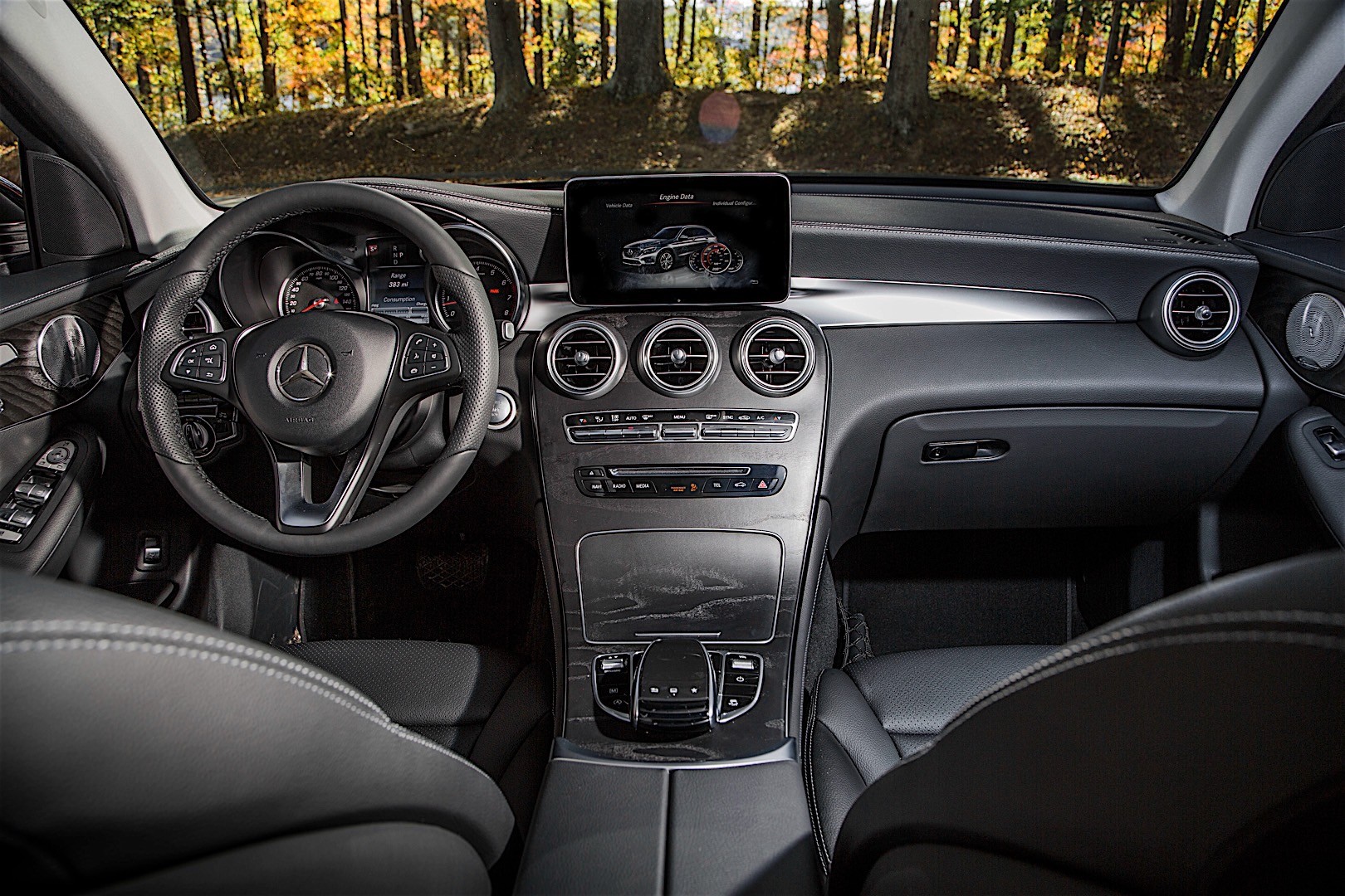 Mercedes Benz Glc Class photo 102