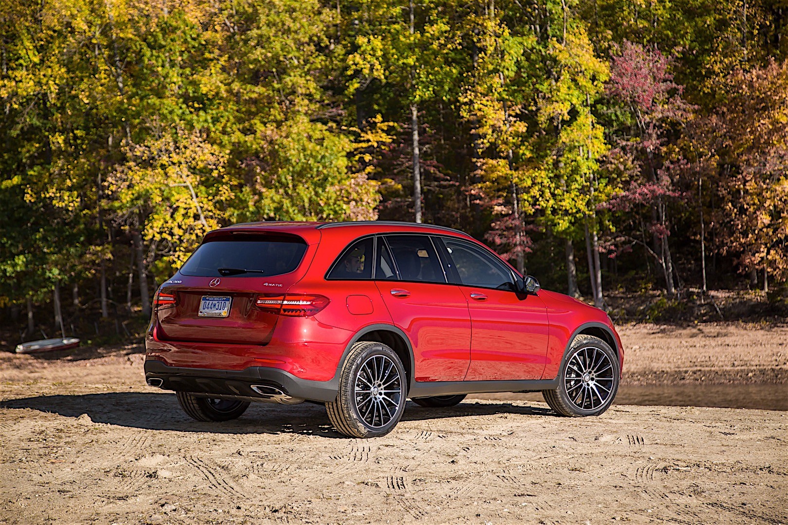 Mercedes Benz Glc Class photo 4