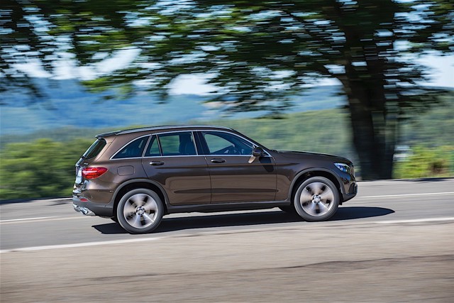 Mercedes Benz Glc Class photo 11
