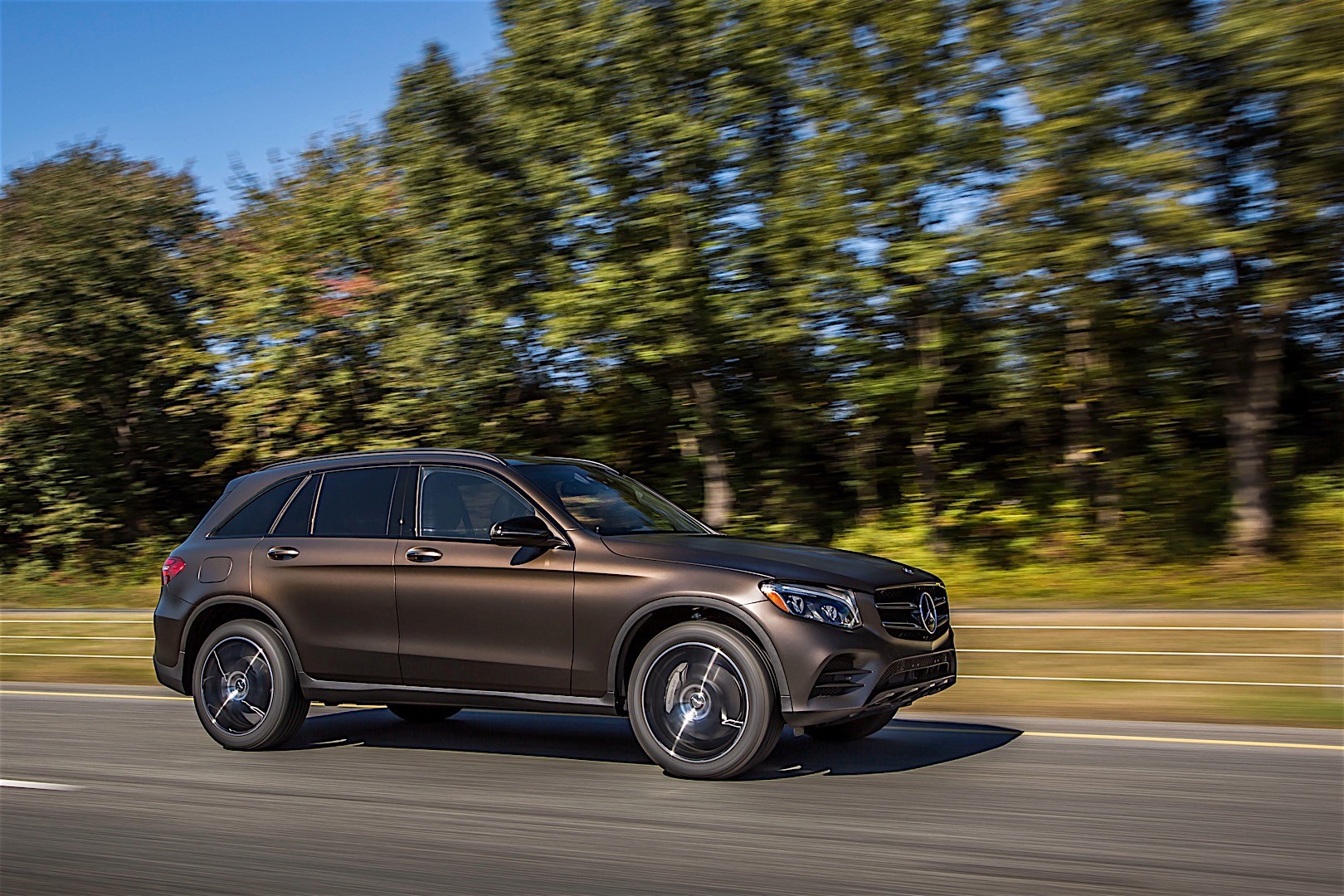 Mercedes Benz Glc Class photo 17
