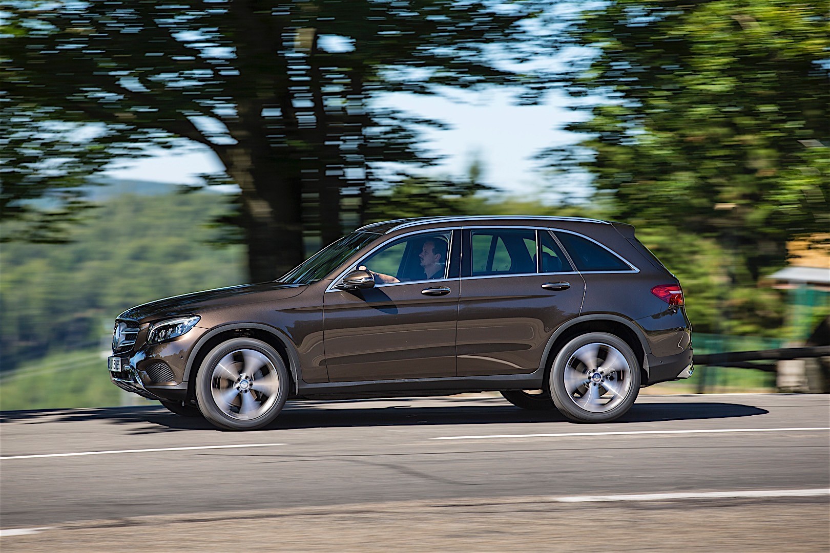 Mercedes Benz Glc Class photo 23