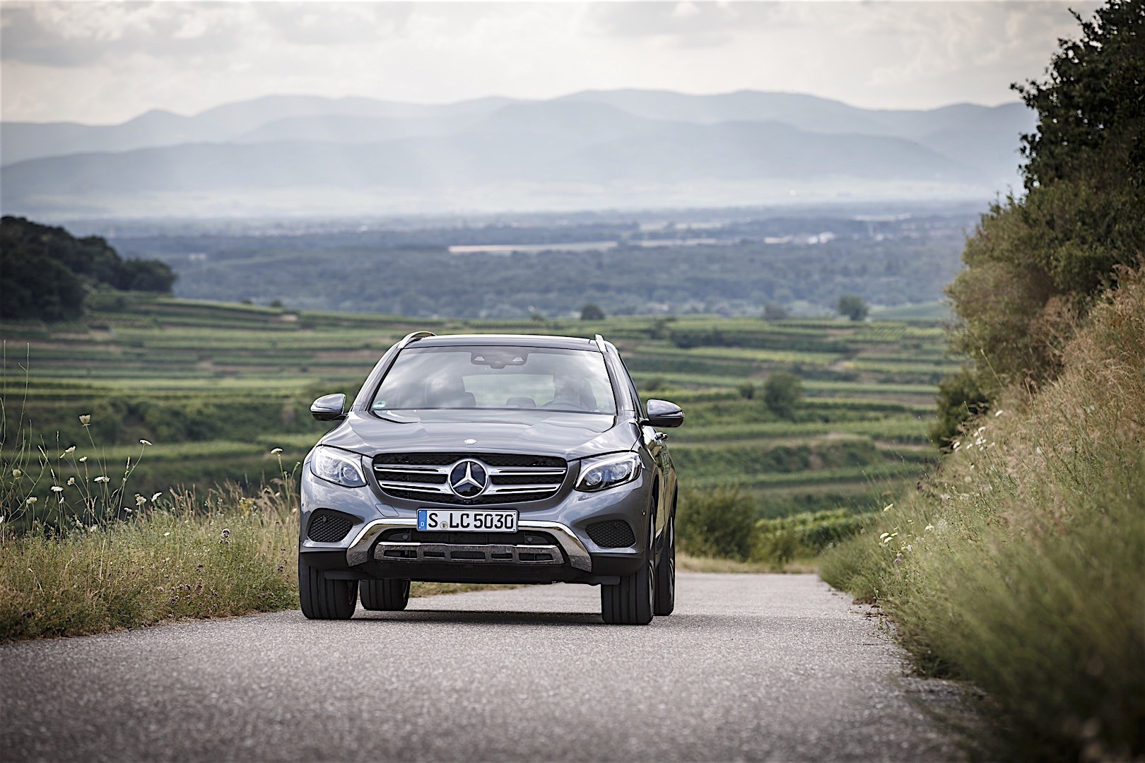 Mercedes Benz Glc Class photo 27