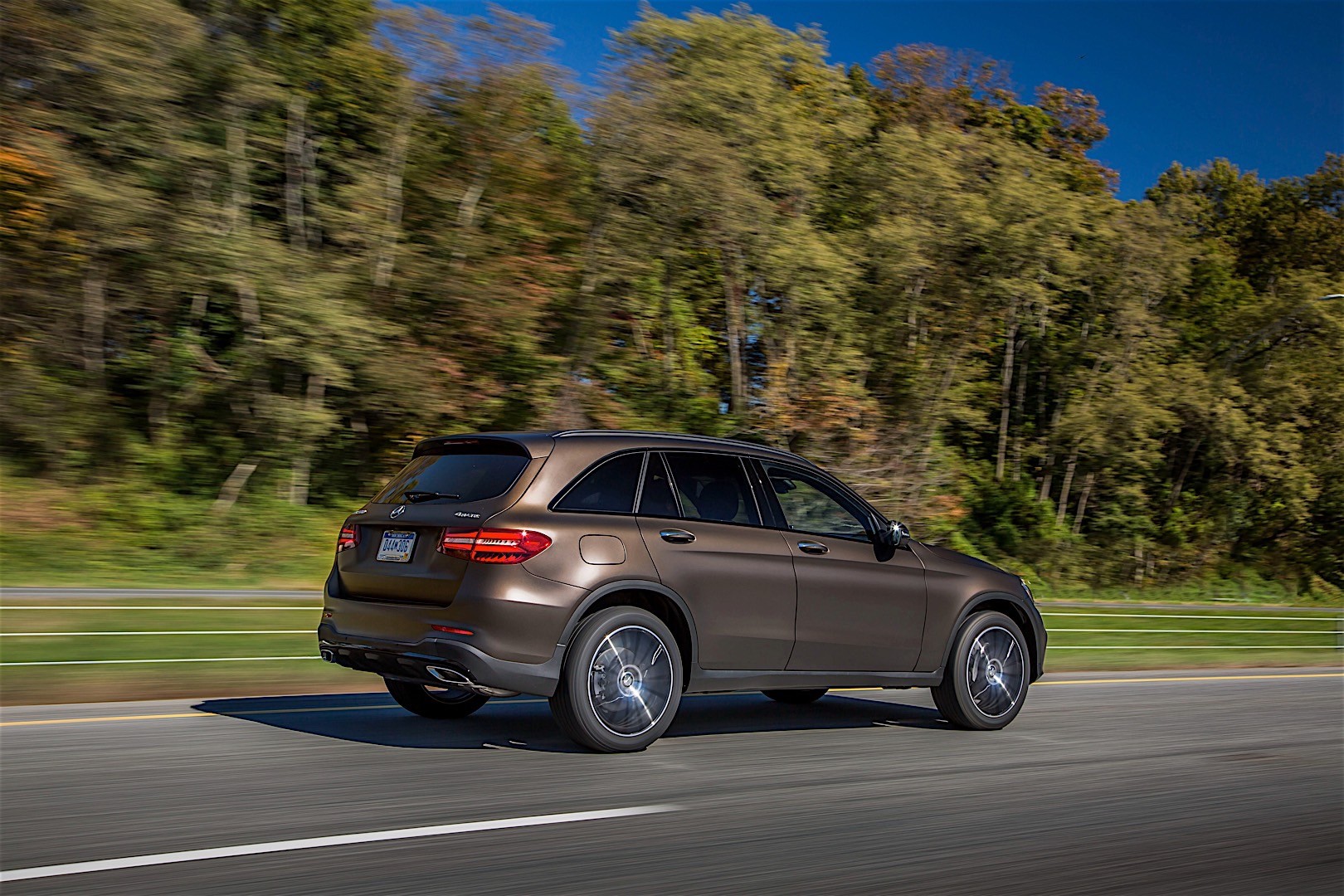 Mercedes Benz Glc Class photo 31