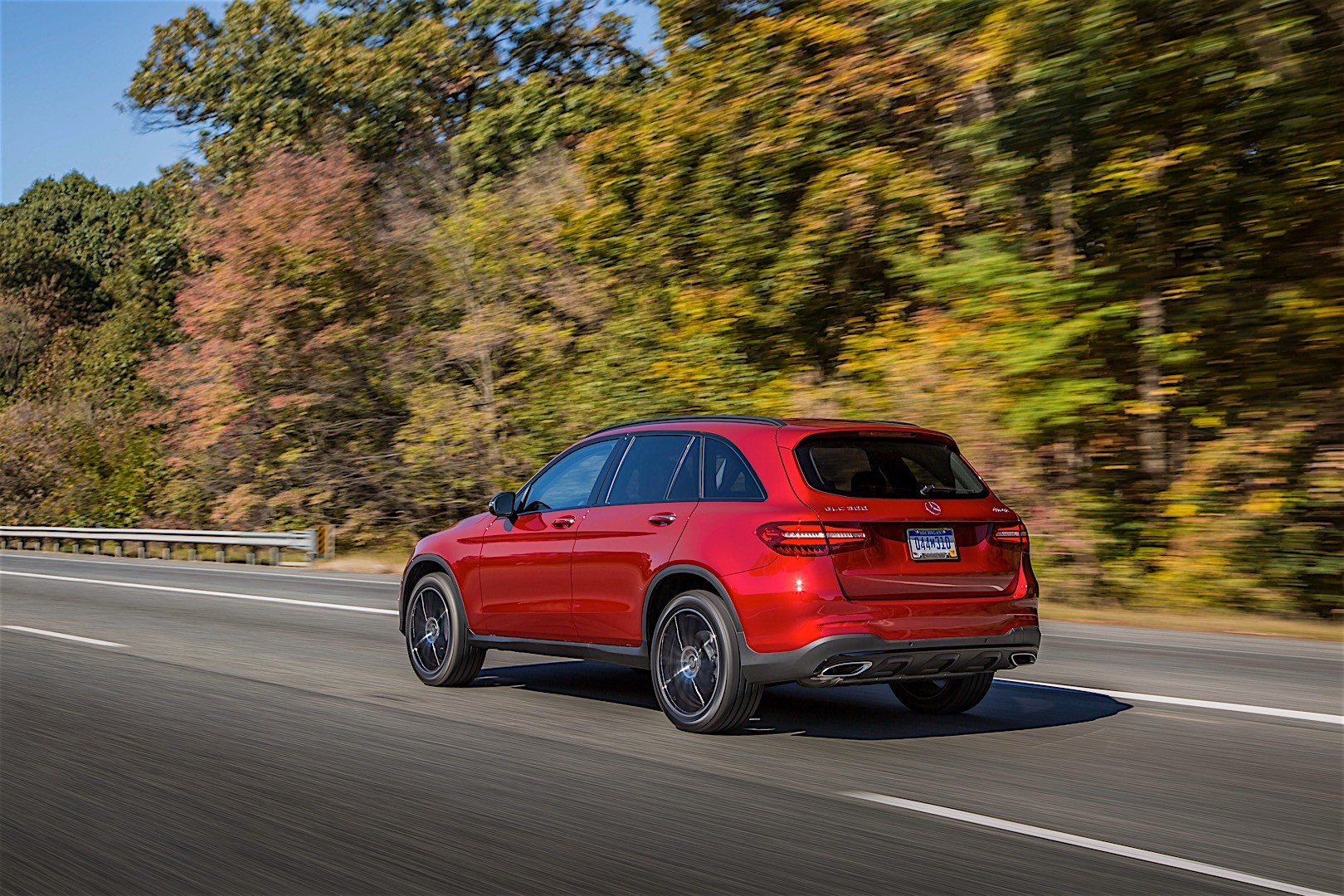 Mercedes Benz Glc Class photo 33