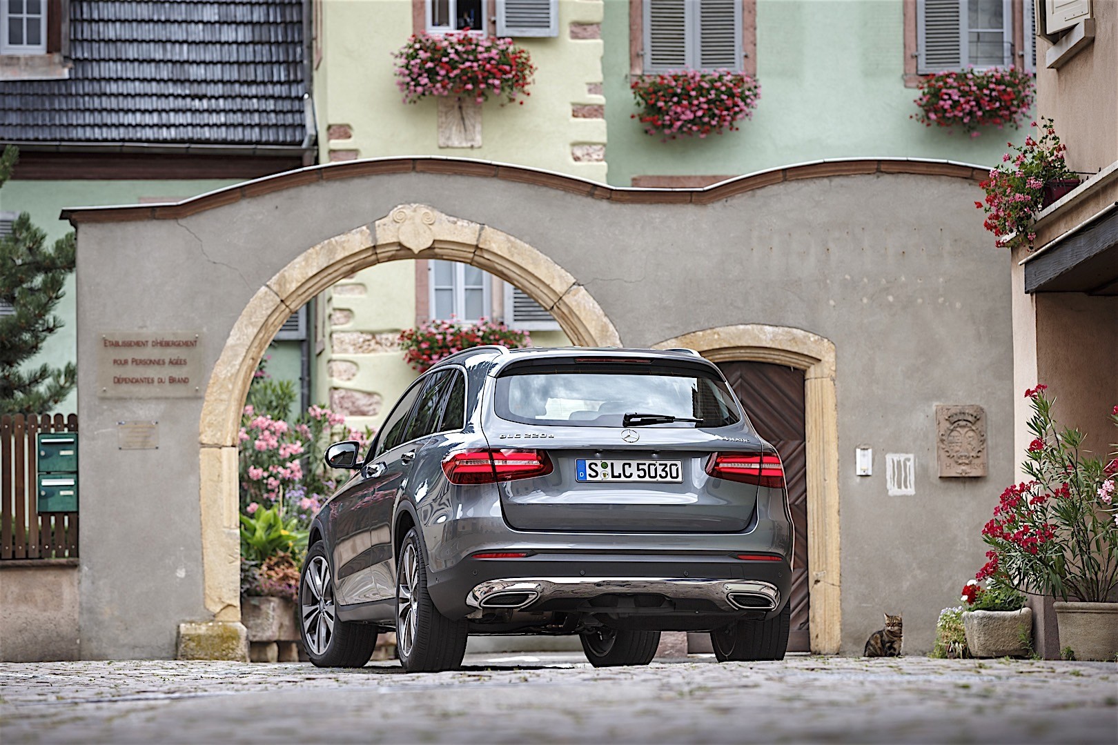 Mercedes Benz Glc Class photo 44