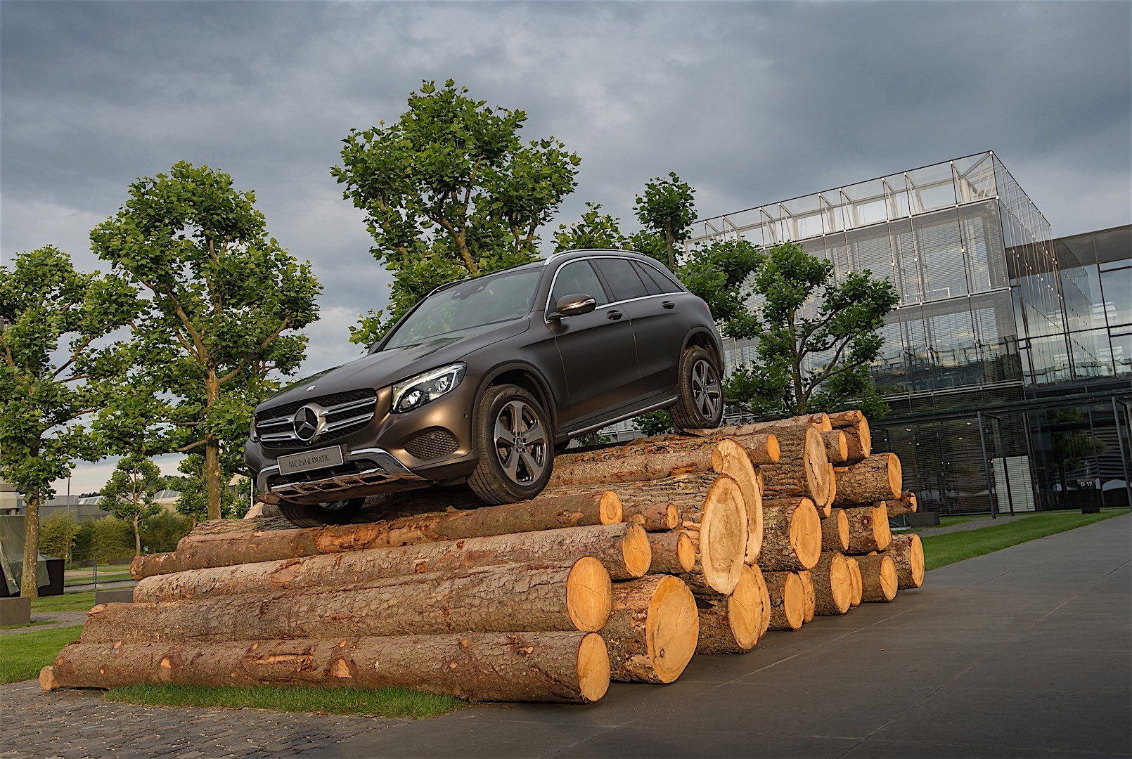 Mercedes Benz Glc Class photo 55