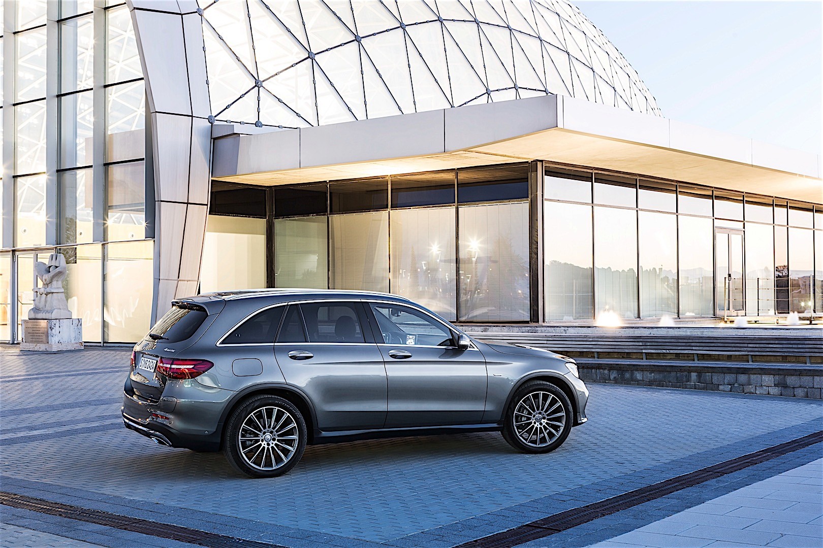 Mercedes Benz Glc Class photo 71