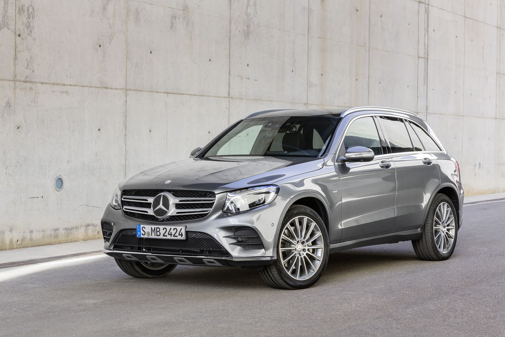 Mercedes Benz Glc Class photo 47