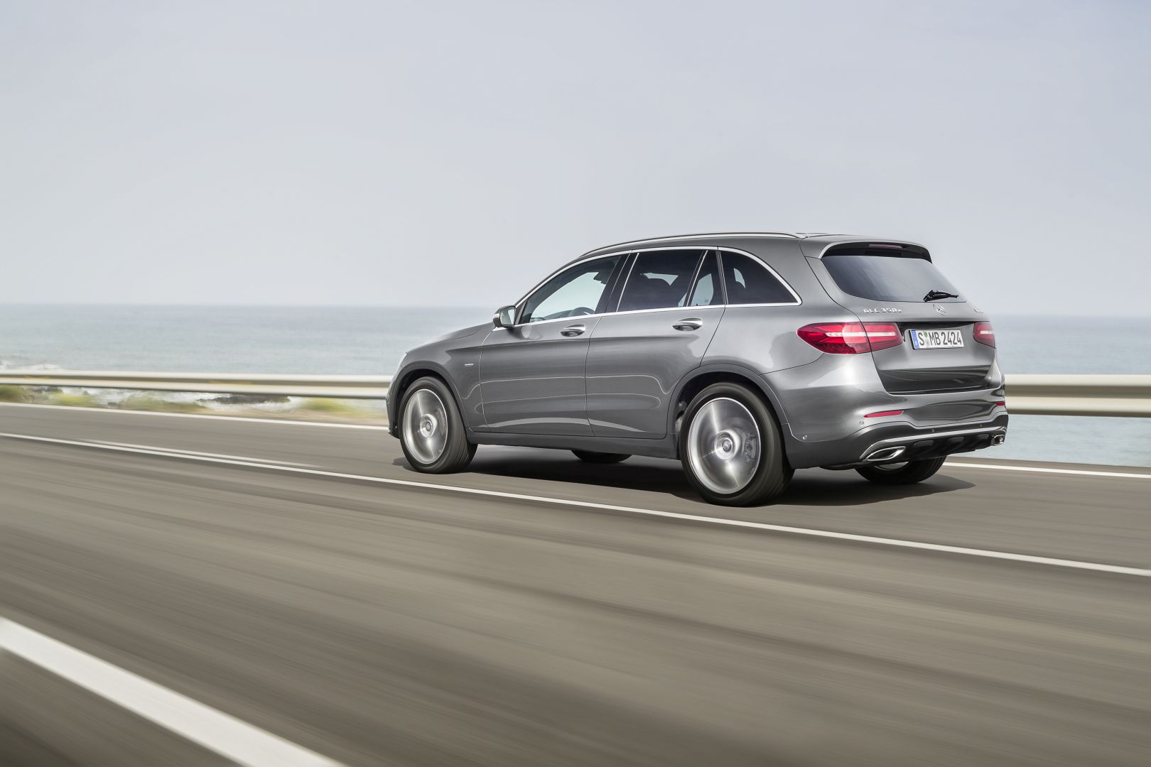 Mercedes Benz Glc Class photo 53