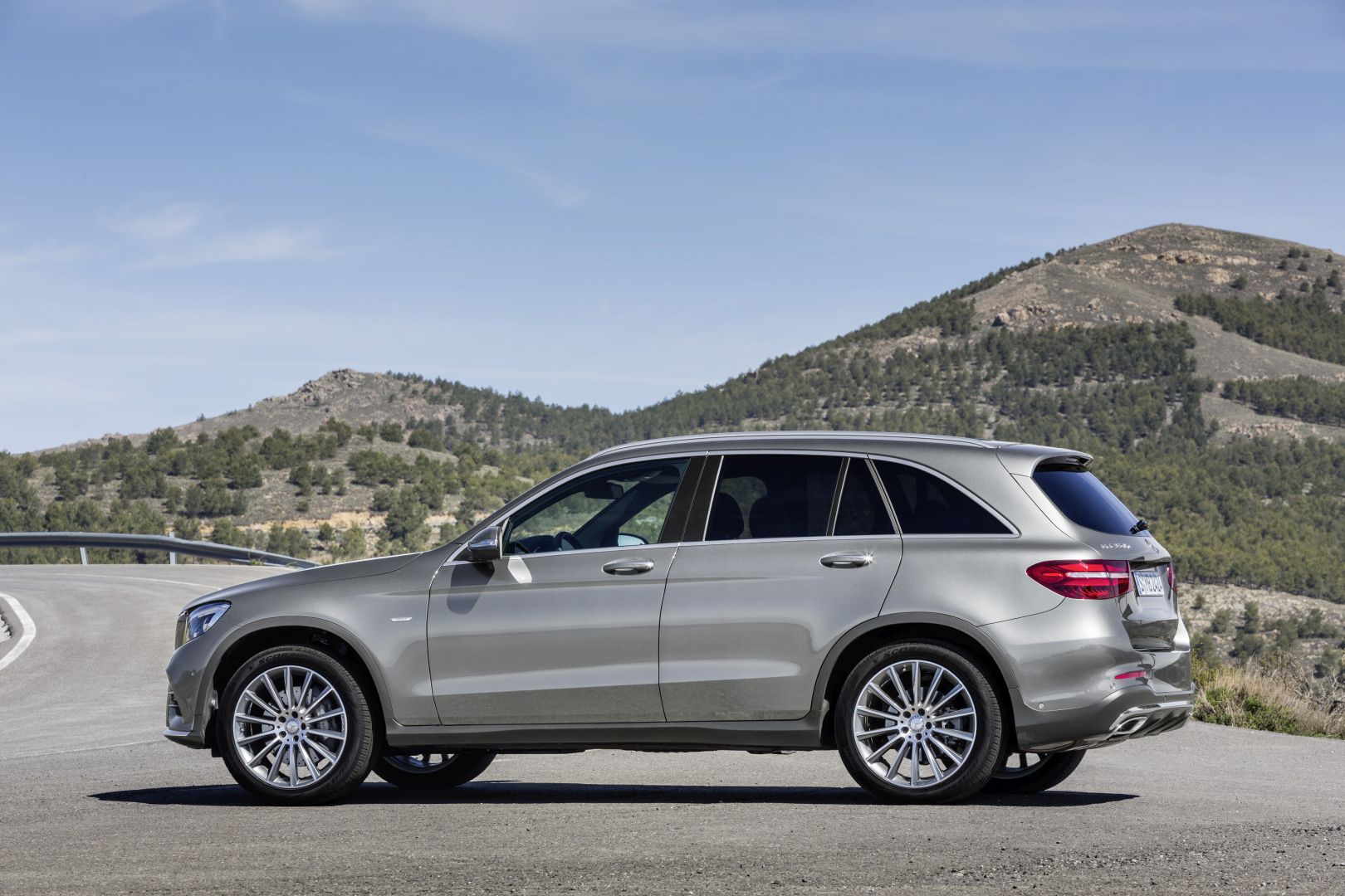 Mercedes Benz Glc Class photo 55