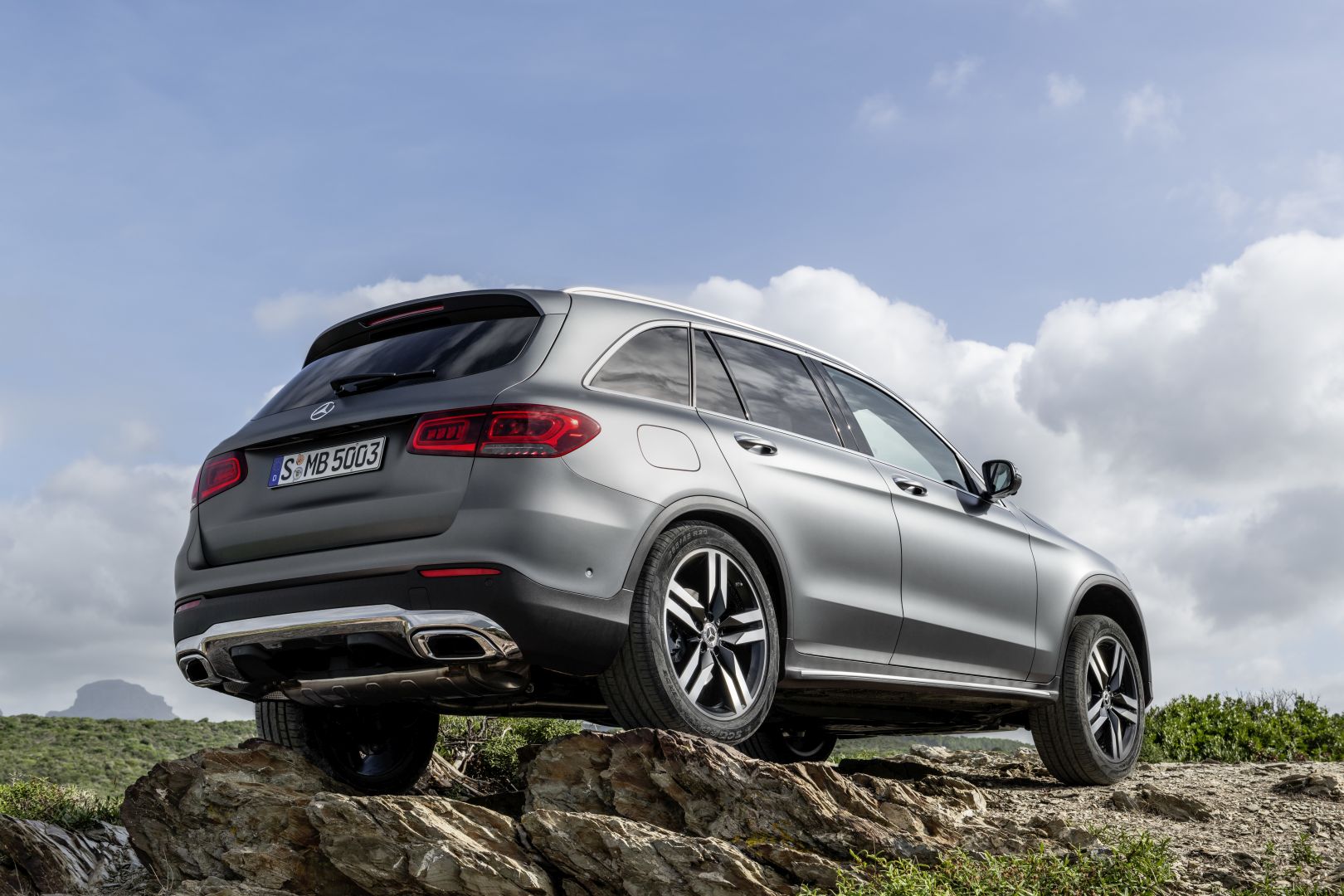 Mercedes Benz Glc Class photo 7