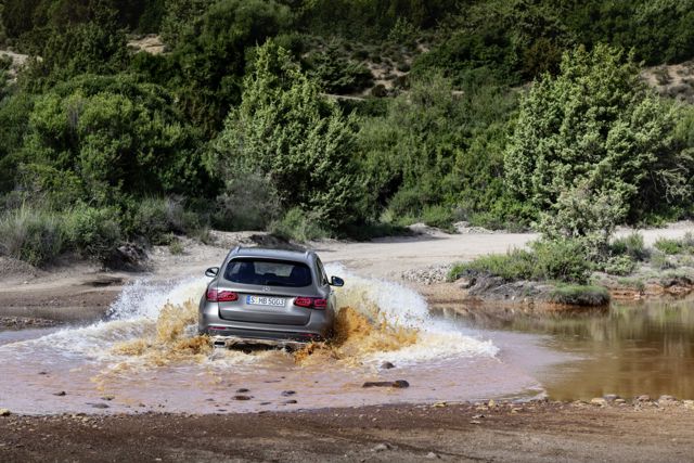 Mercedes Benz Glc Class photo 8